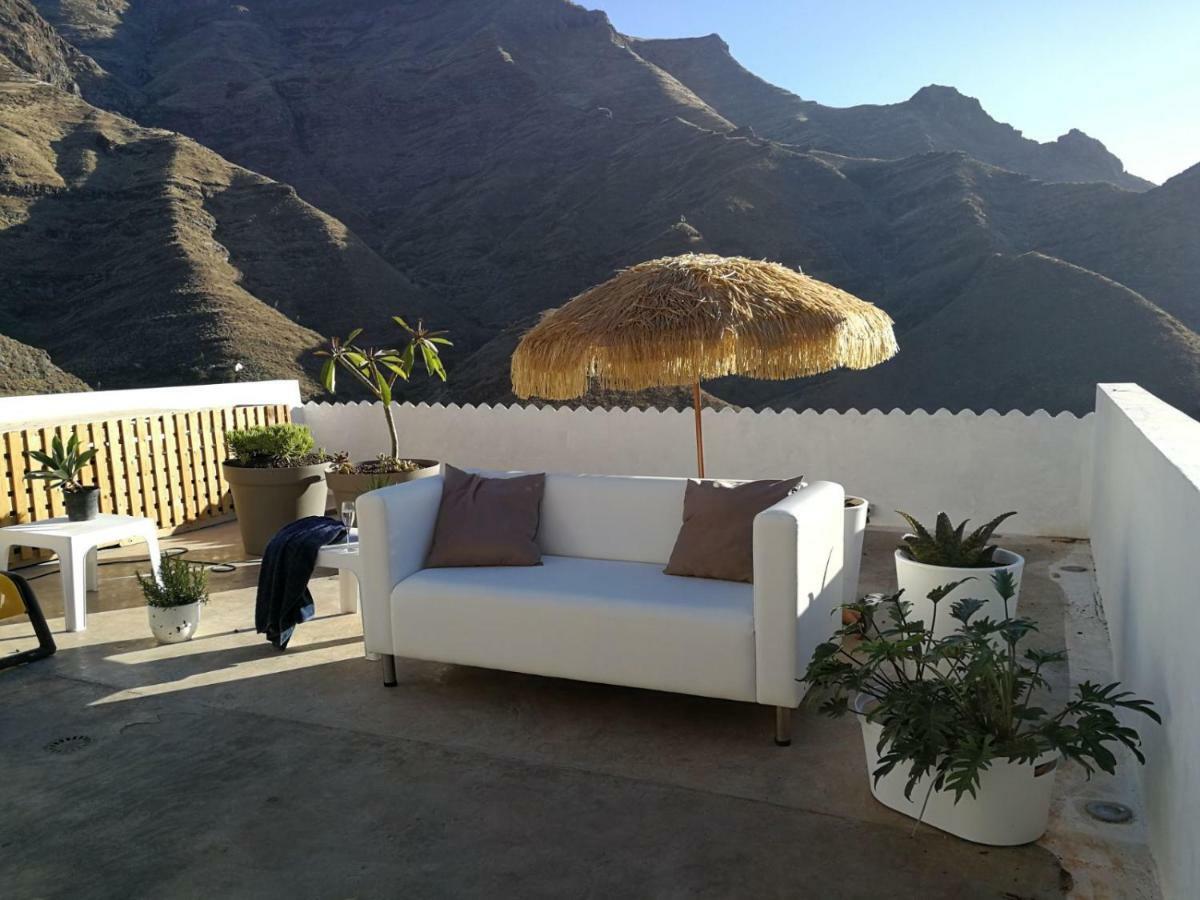 הוילה אגאטה Vilna House With Private Pool, Jacuzzi And Garden -Optional Pool And Jacuzzi Heating מראה חיצוני תמונה
