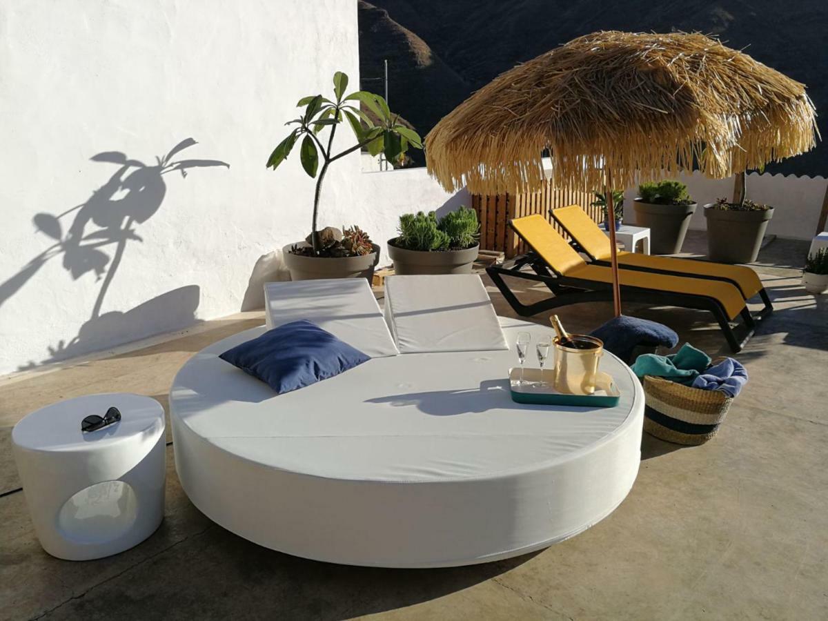 הוילה אגאטה Vilna House With Private Pool, Jacuzzi And Garden -Optional Pool And Jacuzzi Heating מראה חיצוני תמונה